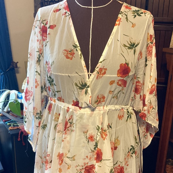 L.I.F.E. Is for eternity Sheer  high low dress NWT size L - Picture 2 of 10